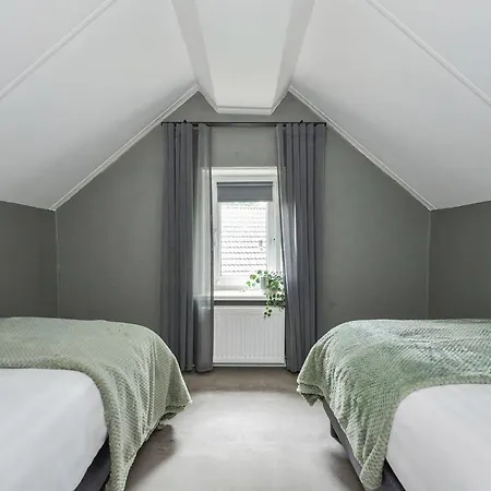 3 Bedroom Gorgeous In Vakantiehuis *