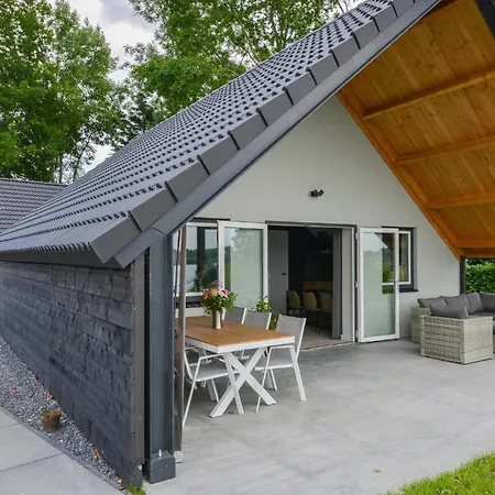 3 Bedroom Gorgeous In Prázdninový dům *