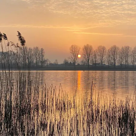 3 Bedroom Gorgeous In Prázdninový dům