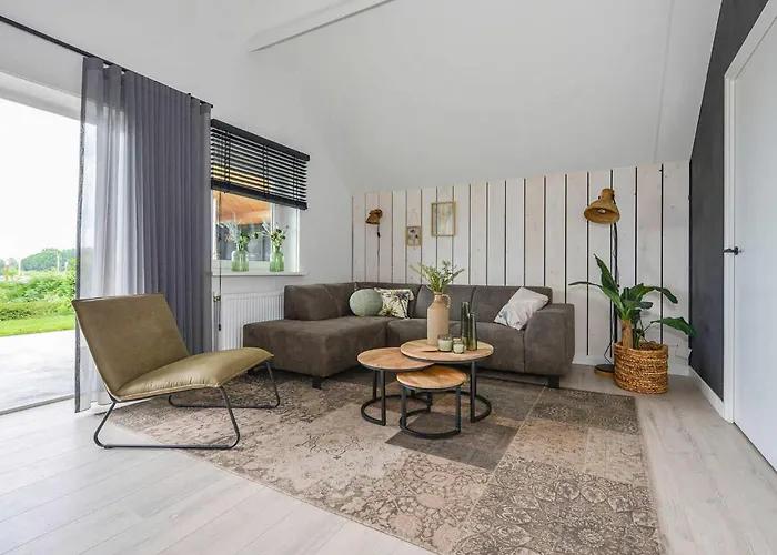 3 Bedroom Gorgeous In Dom wakacyjny *