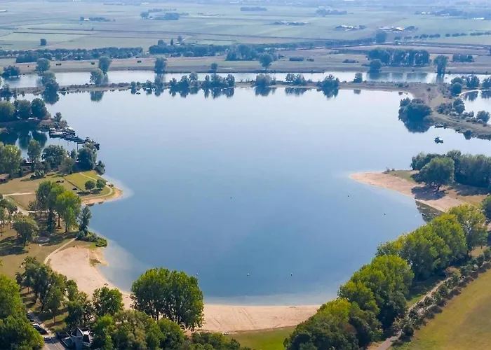 3 Bedroom Gorgeous In Dom wakacyjny *